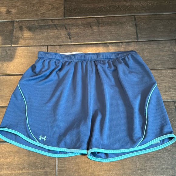 Under Armour Pants - 💜3/$15 Under Armour Heat Gear Shorts